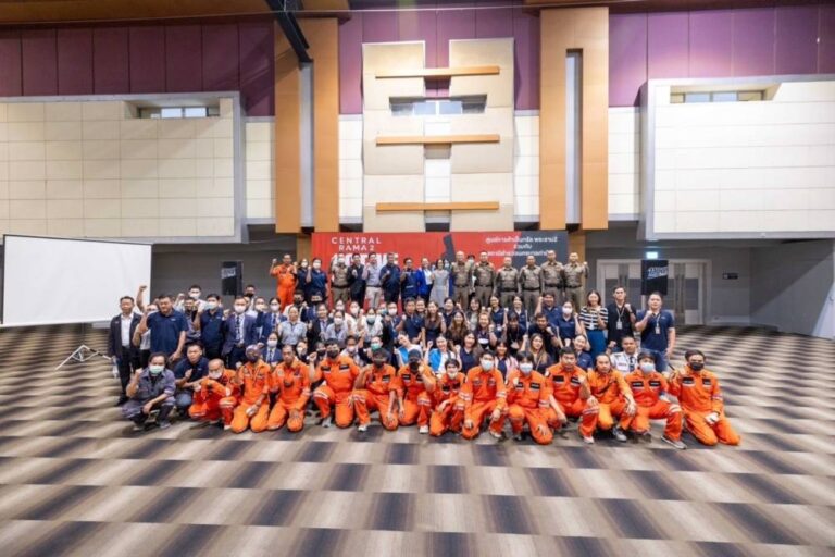สถานีตำรวจนครบาลท่าข้าม ร่วมกับศูนย์การค้าเซ็นทรัล พระราม 2 โรงพยาบาล PMG จัดซ้อมแผนเหตุกราดยิง (Active Shooter)