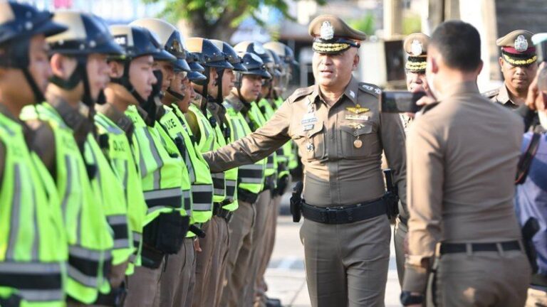 บก.น.9 ปล่อยแถวกวาดล้างอาชญากรรม ช่วงลอยกระทง เน้น นร.ตีกันในพื้นที่