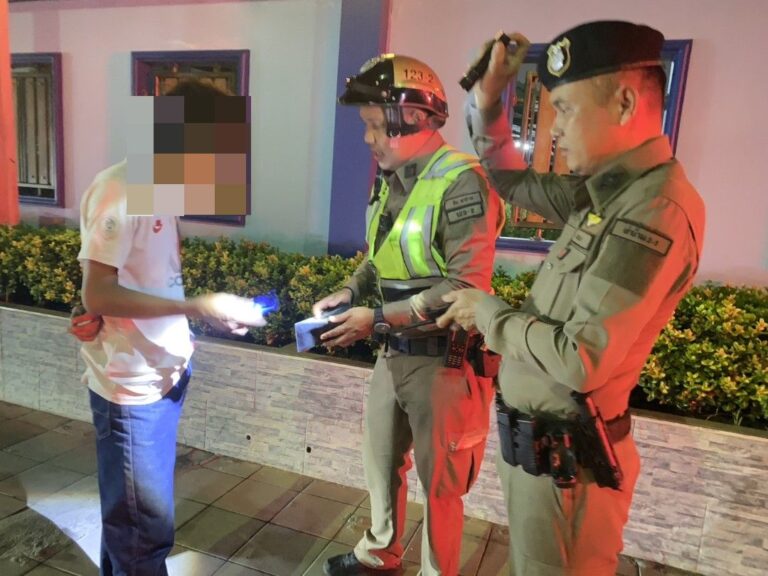 รวบพ่อค้ายาเสพติดคาด่าน ขณะลำเลียงส่งต่อ